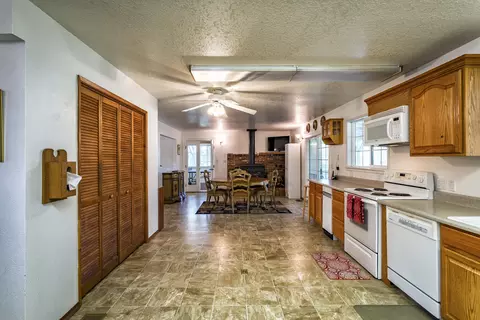 23143 Elk Trl, Redding, CA 96003 photo 9