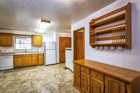 23143 Elk Trl, Redding, CA 96003 photo 11