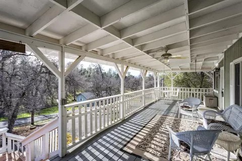 23143 Elk Trl, Redding, CA 96003 photo 5