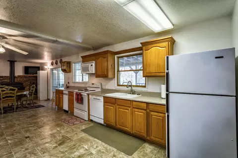 23143 Elk Trl, Redding, CA 96003 photo 10