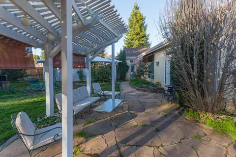 4410 Yellowstone, Redding, CA 96002 photo 26