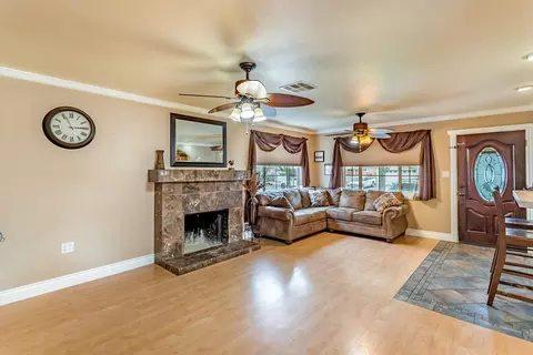 2074 Westwood Ave, Redding, CA 96001 photo 6