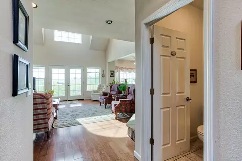 5675 Janine Way, Corning, CA 96021 photo 2