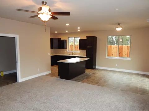 4299 Starthmore Dr, Redding, CA 96002 photo 21