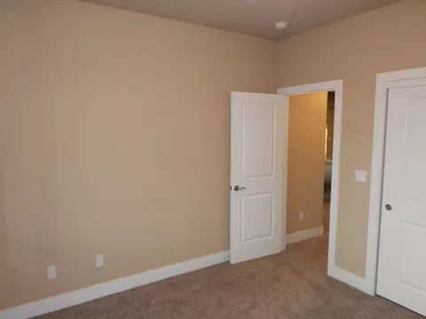4299 Starthmore Dr, Redding, CA 96002 photo 46