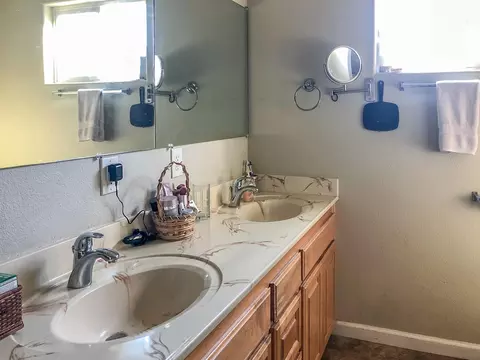 3746 Saint Nicholas Ave, Redding, CA 96003 photo 15