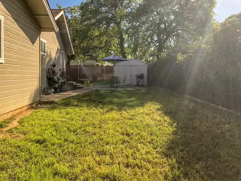 3746 Saint Nicholas Ave, Redding, CA 96003 photo 25