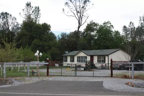 13760 Bear Mountain Rd, Redding, CA 96003 photo 2