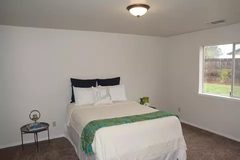 3588 Auburn Dr, Redding, CA 96001 photo 12
