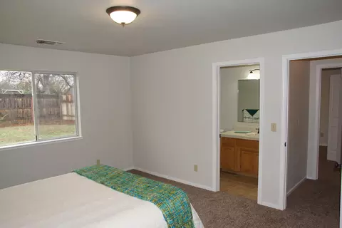 3588 Auburn Dr, Redding, CA 96001 photo 13
