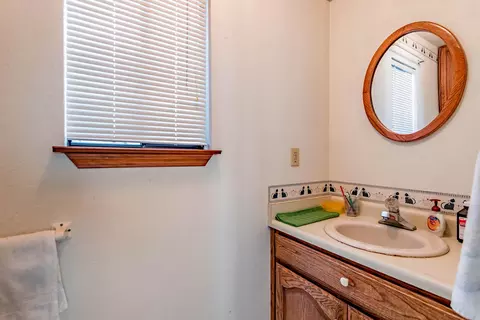 5383 Mica Ct, Redding, CA 96003 photo 14