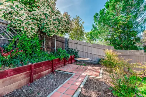 5383 Mica Ct, Redding, CA 96003 photo 18