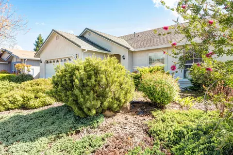 1135 Golden Gate Trl, Redding, CA 96003 photo 3