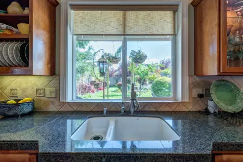 965 River Bend Rd, Redding, CA 96003 photo 13