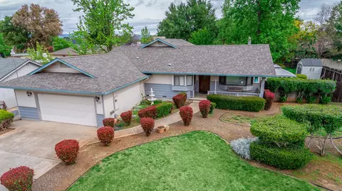 1944 El Verano St, Redding, CA 96002 photo 1