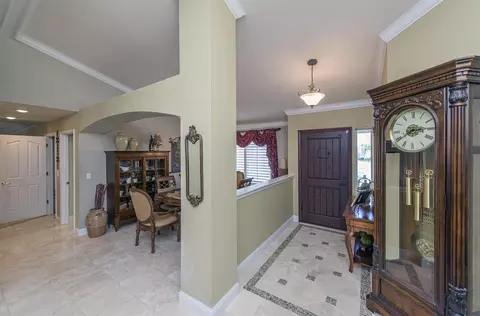 1936 Lagorce Dr, Redding, CA 96003 photo 2