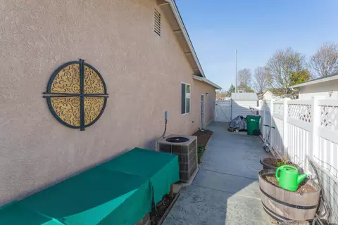 3722 Vinewood Dr, Anderson, CA 96007 photo 27