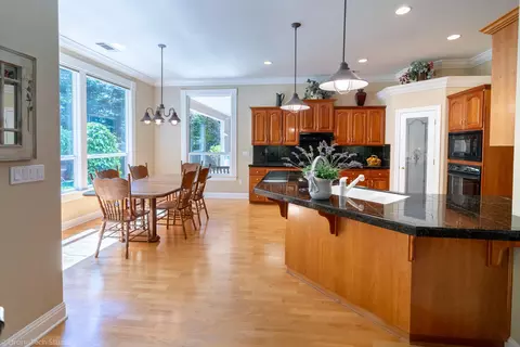 2997 Madison River Dr, Redding, CA 96002 photo 9