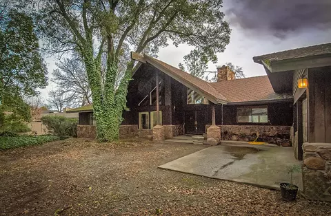 22445 Brent Dr, Red Bluff, CA 96080 photo 5