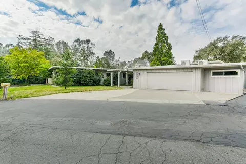 3336 Wilshire Dr, Redding, CA 96002 photo 6