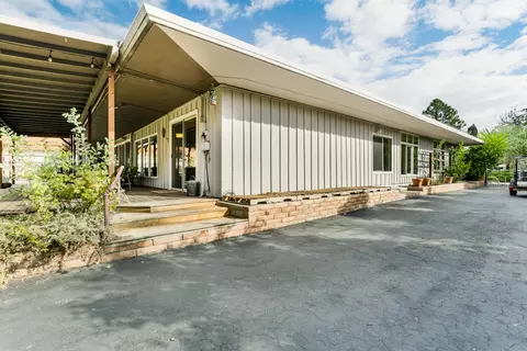 3336 Wilshire Dr, Redding, CA 96002 photo 31