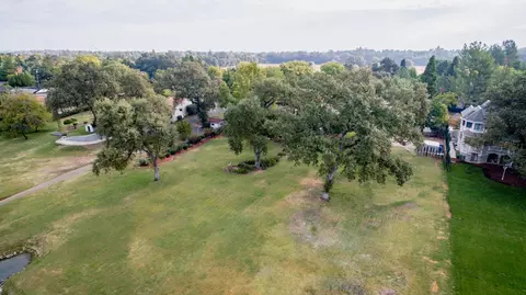 3336 Wilshire Dr, Redding, CA 96002 photo 42