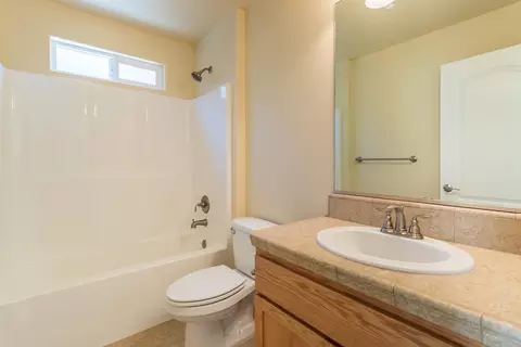 662 Valleybrook Dr, Redding, CA 96003 photo 18