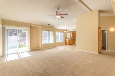 662 Valleybrook Dr, Redding, CA 96003 photo 5