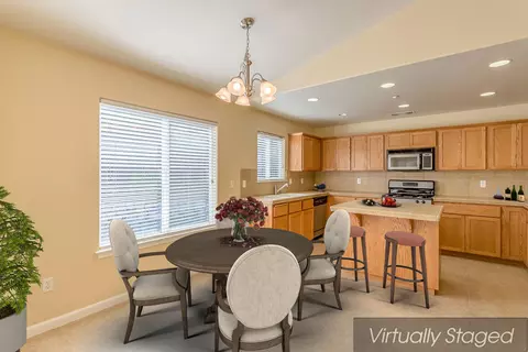 662 Valleybrook Dr, Redding, CA 96003 photo 3