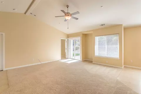 662 Valleybrook Dr, Redding, CA 96003 photo 6
