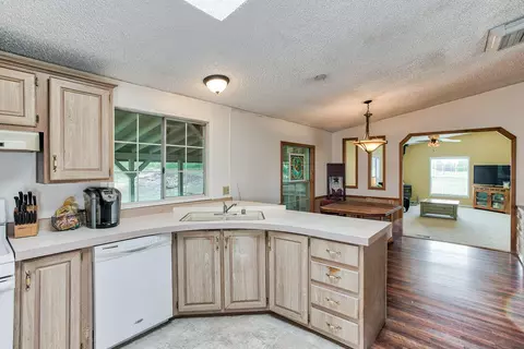 19555 Live Oak Rd, Red Bluff, CA 96080 photo 17