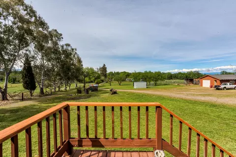 19555 Live Oak Rd, Red Bluff, CA 96080 photo 9