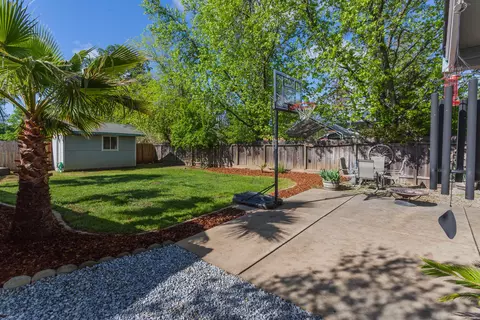 5445 Midway Dr, Redding, CA 96003 photo 33