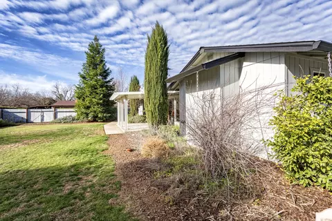 20223 E Margarita Ct, Redding, CA 96002 photo 27