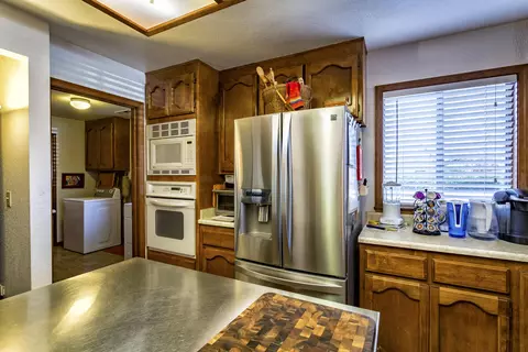 20223 E Margarita Ct, Redding, CA 96002 photo 11