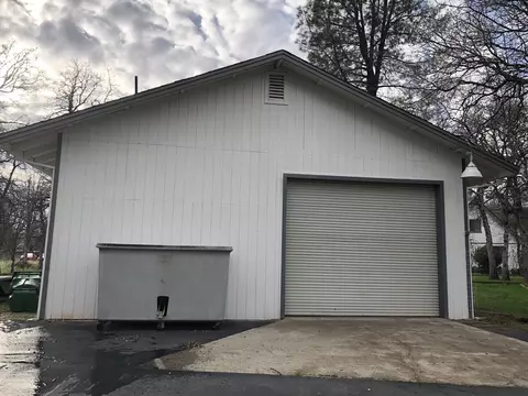 9925 Logan Rd, Redding, CA 96003 photo 5