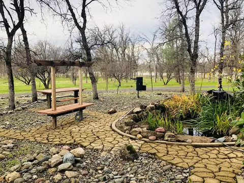 9925 Logan Rd, Redding, CA 96003 photo 7