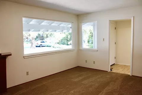 4951 Alta Camino Dr, Redding, CA 96002 photo 4