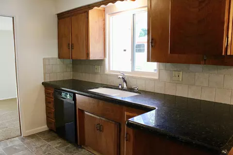 4951 Alta Camino Dr, Redding, CA 96002 photo 10