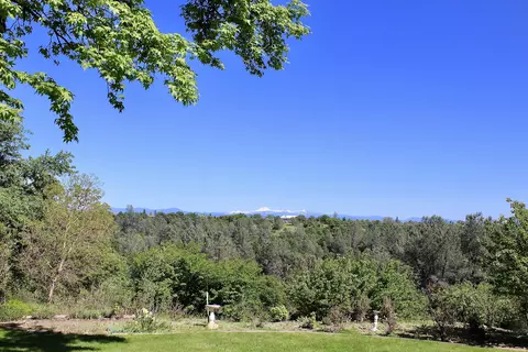 2820 Panorama Dr, Redding, CA 96003 photo 29