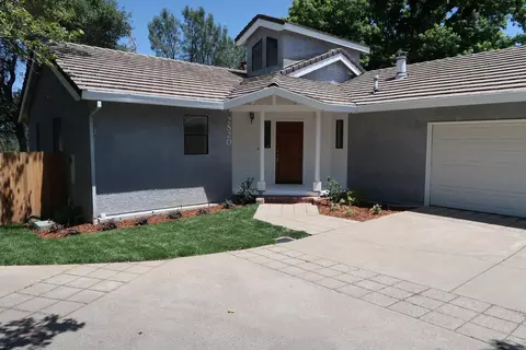 2820 Panorama Dr, Redding, CA 96003 photo 3