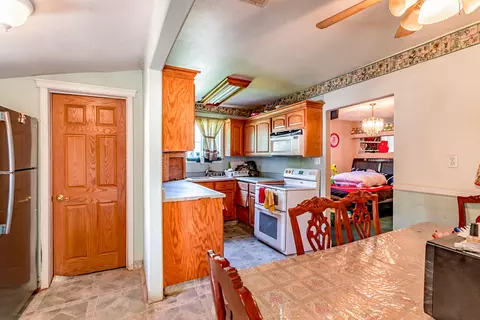 3138 Leonard St, Redding, CA 96002 photo 8