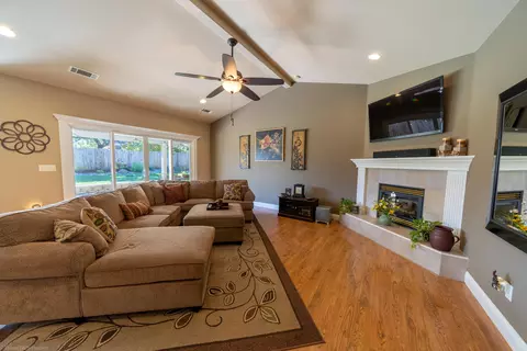 2440 Crescent Moon Ct, Redding, CA 96001 photo 14