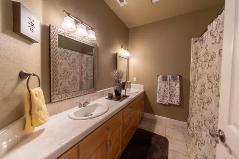 2440 Crescent Moon Ct, Redding, CA 96001 photo 20