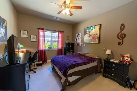 2440 Crescent Moon Ct, Redding, CA 96001 photo 21