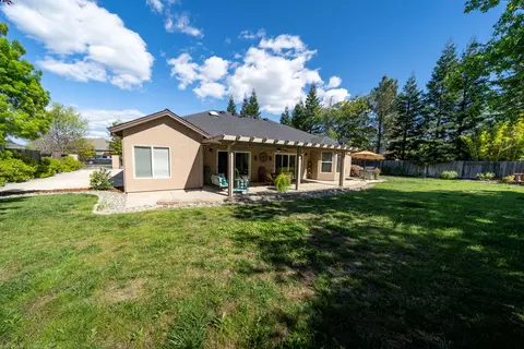 2440 Crescent Moon Ct, Redding, CA 96001 photo 25