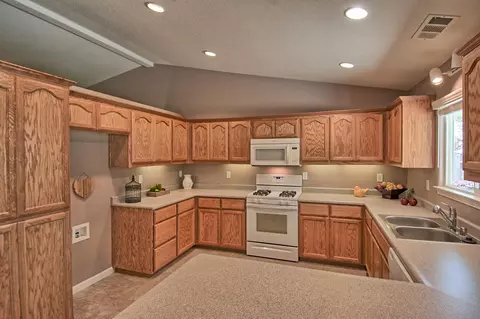 4595 Cerro Ln, Redding, CA 96001 photo 36