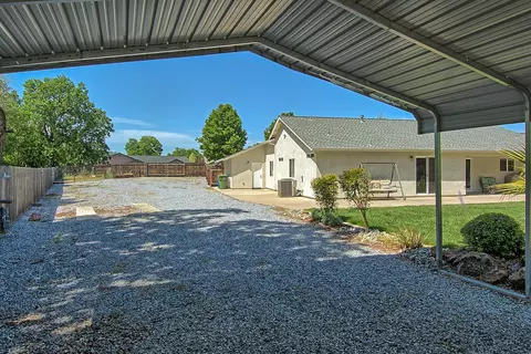 4595 Cerro Ln, Redding, CA 96001 photo 11