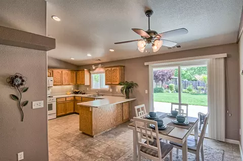 4595 Cerro Ln, Redding, CA 96001 photo 34