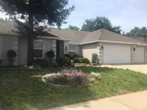 4494 Yellowstone Dr, Redding, CA 96002 photo 1